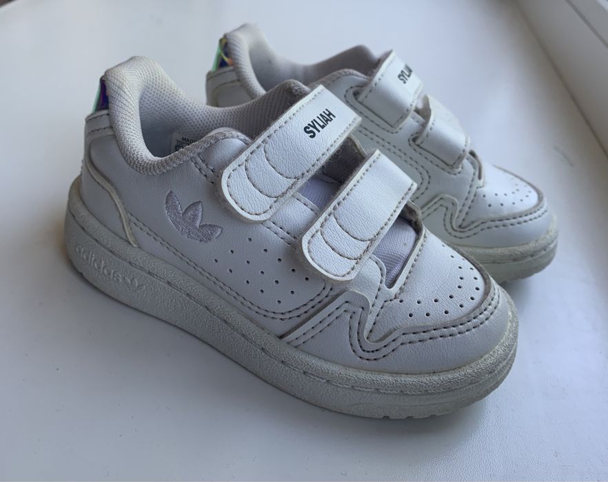 Дитячі кросівки Adidas