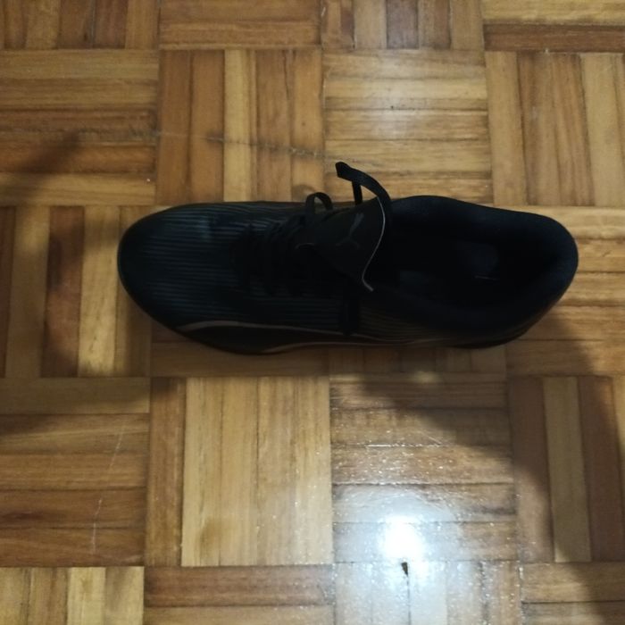 Chuteiras puma pretas