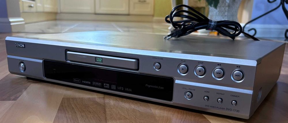 odtwarzacz DVD CD  DENON DVD-1730