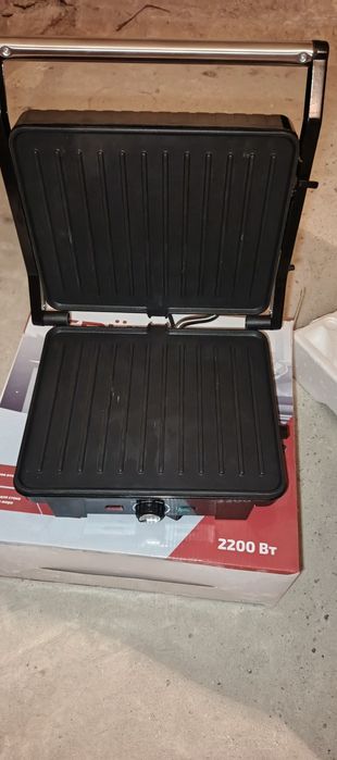 Електрогриль Grunhelm G2200