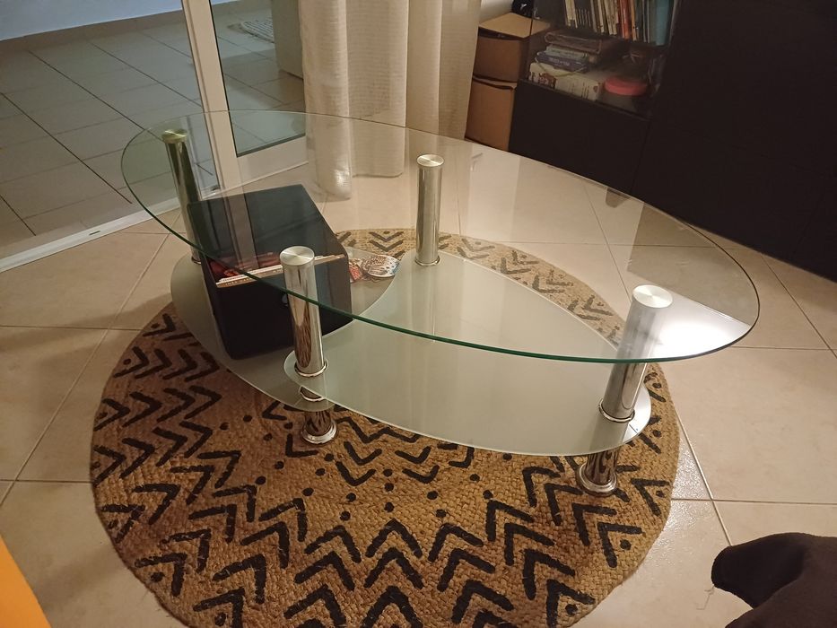 Mesa pequena de sala