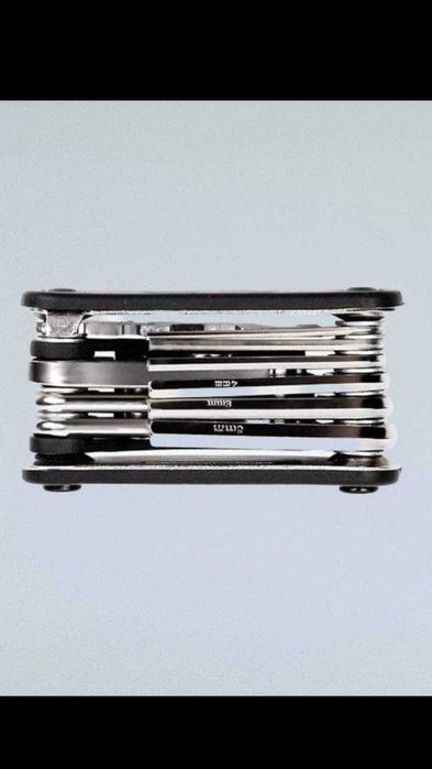 Zestaw kluczy do roweru rowerowych imbusowe 16w1