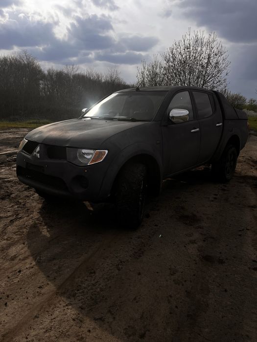 Продам Mitsubishi l200