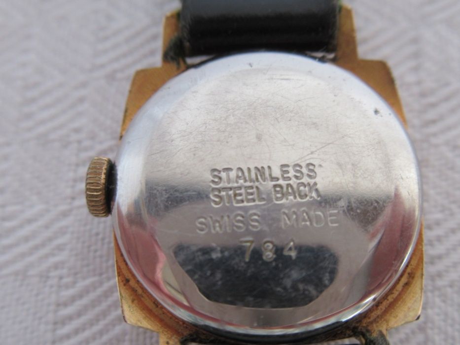 Relógios - Gigandet + Regines + Acrilico