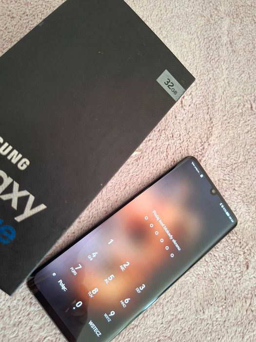 Telefon komórkowy