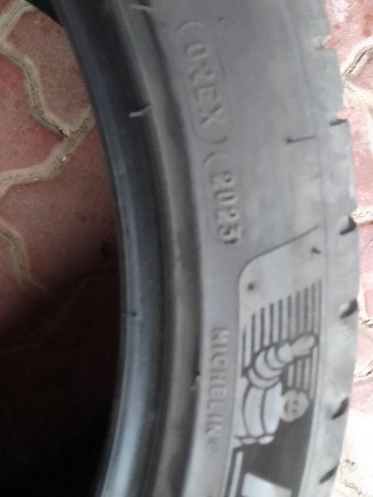 Opona letnia 255/40r19 MICHELIN 2023r