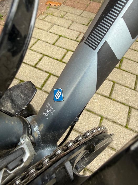 Rower crossowy 28" UNIBIKE FLASH GTS model 2022 rama 19”