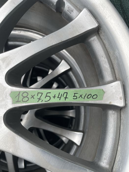 Продам диски r18 5.100 ET47 7.5j ЦО56.1