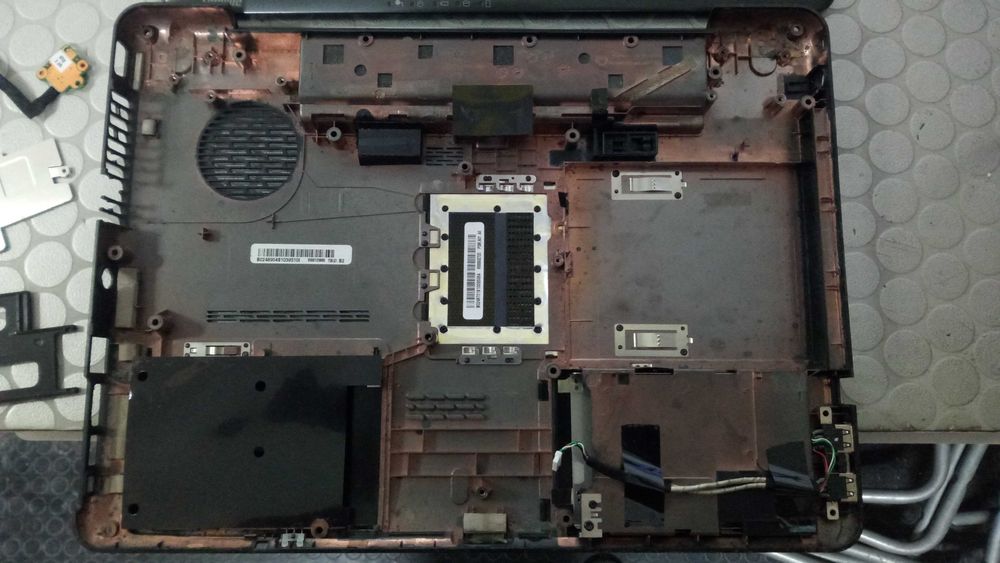 Toshiba Satellite A300-276 - for parts64551667696769124