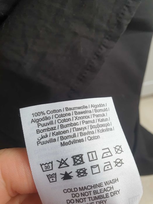 Czarna sukienka z bufiastym rękawem Vila 38 40