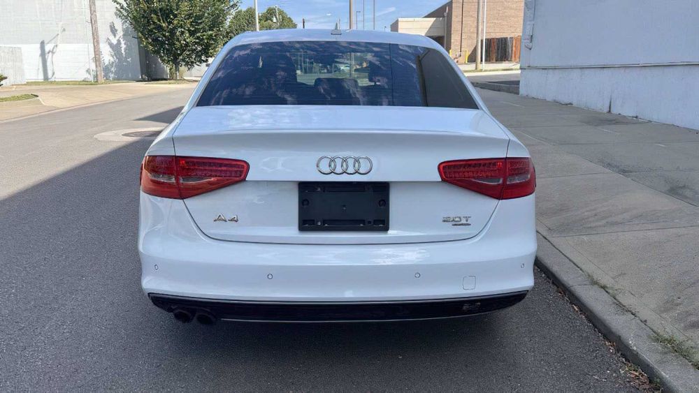 Audi A4 quattro Premium Plus      2015