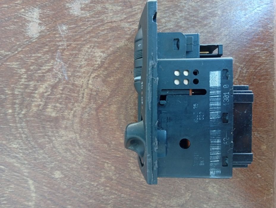 *Ler Descrição* Comutadores/Reguladores - Iluminação Golf 3