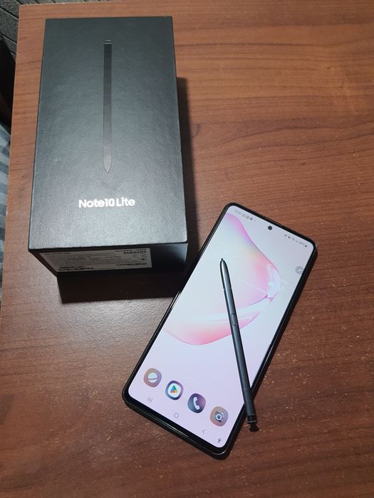 Продам Samsung Galaxy Note 10 Lite 6/128