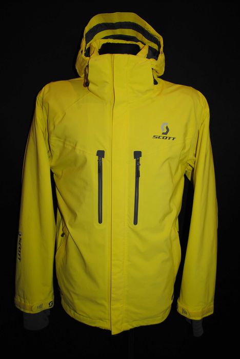 Scott  куртка разм L  тёплая, с юбкой от снега и капюшоном