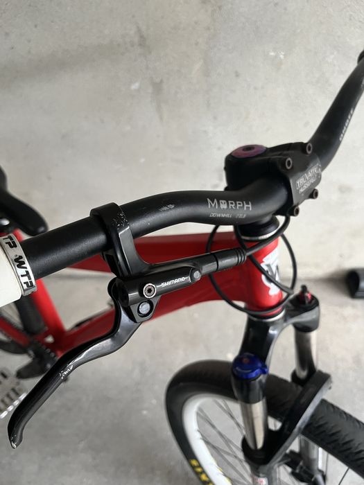 Dirt jump/ wheeling bike