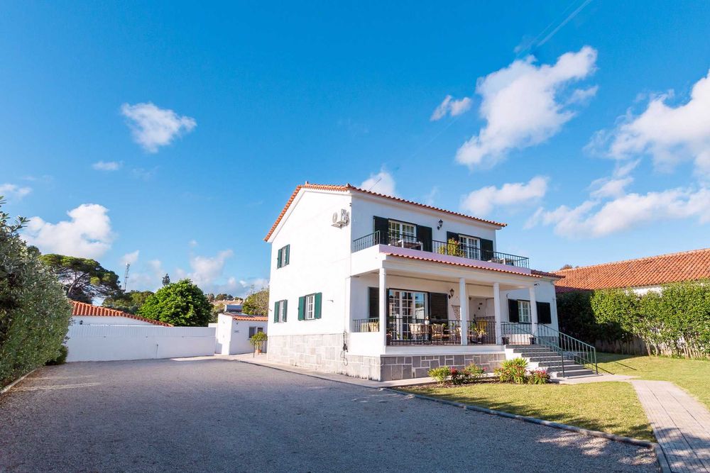 Trespasse de Guest House em Cascais — turnkey, licença AL até 9 quartos