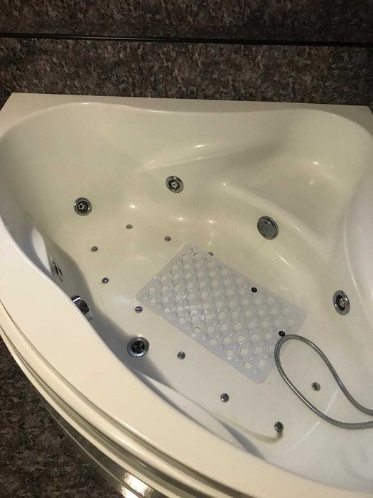 Banheira Hidromassagem de canto