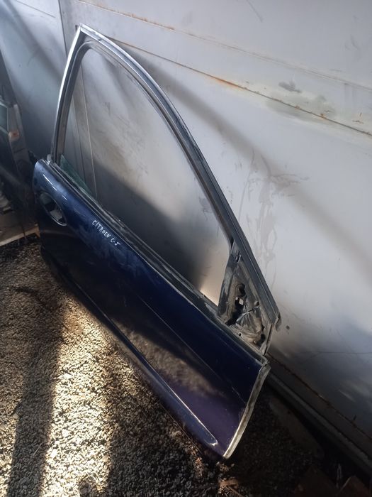 Дверка передня права Citroen C5