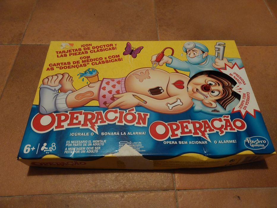 Hasbro Jogo mesa operação