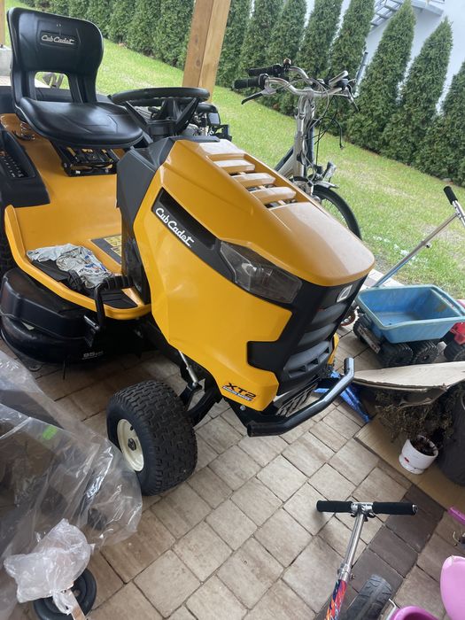 Traktorek kosiarka Club Cadet nowka model xt2 start stop kawasaki