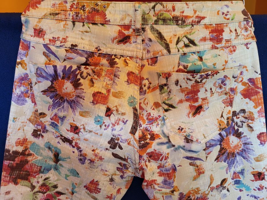 Calças da Zara flores 40