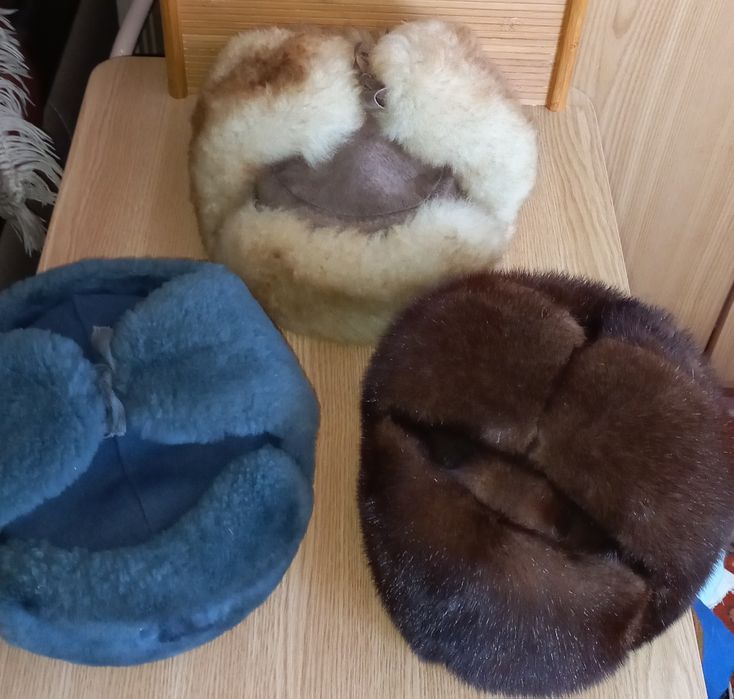 шапка-ушанка натуральная.Размер 56. Б/у