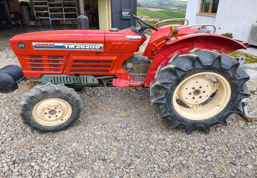 Japoński traktor YANMAR YM2620D – 26 KM, 4x4, wspomaganie!