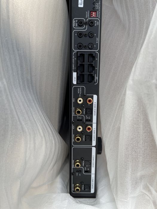Multiroom audio Xantech D5RHK 4 strefy