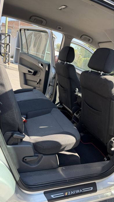 Opel Zafira 2006 р. | 1.9 Дизель | 6-ст. механіка | 7 місць