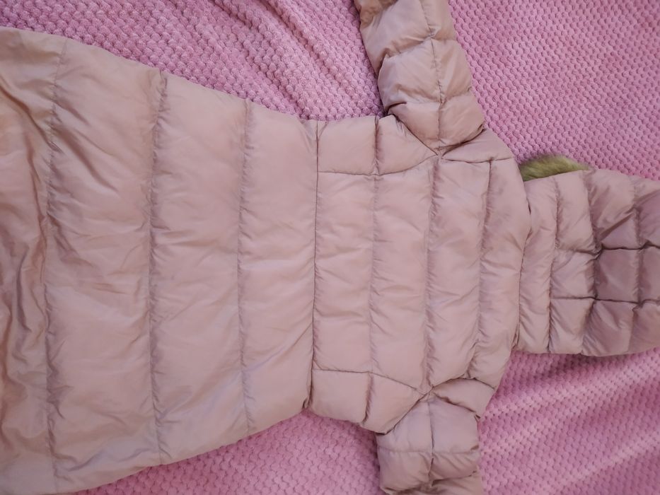 Пуховик на девочку