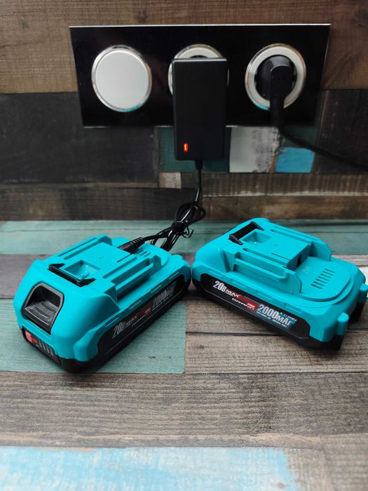 Батарея акумулятора макітівська посадка grand 20в 2аг li-ion для шуруповерта болгарки акб для інструментів procraft eltos stromo зарядка подарунок