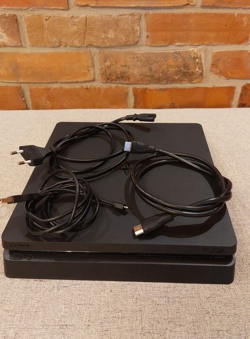 Playstation 4 SLIM