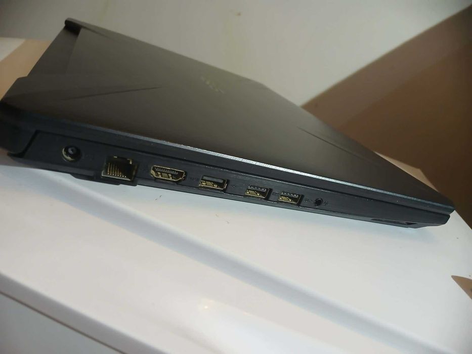 Laptop  asus tuf gaming fx505d **WZMOCNIONY**