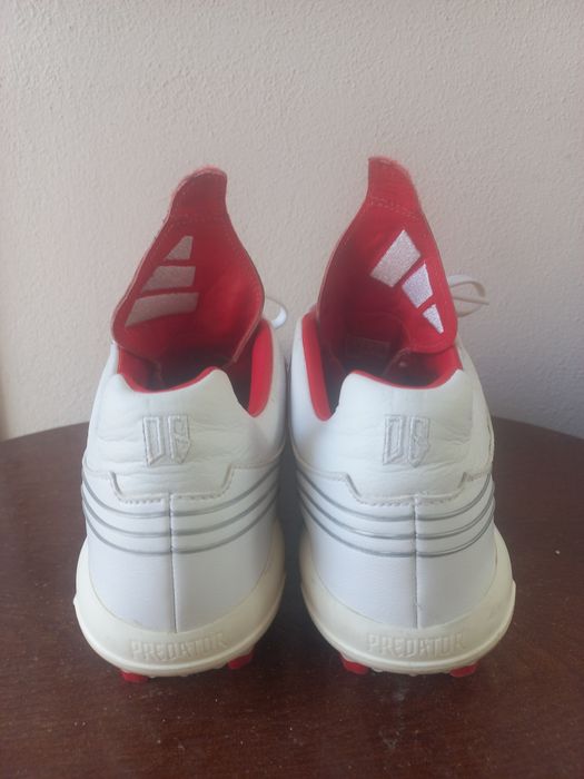 Chuteiras Predator 48⅔