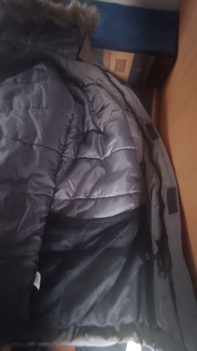 Parka nova. Usada uma vez