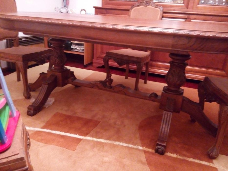 Mesa de sala de jantar + cadeiras a excelente preço