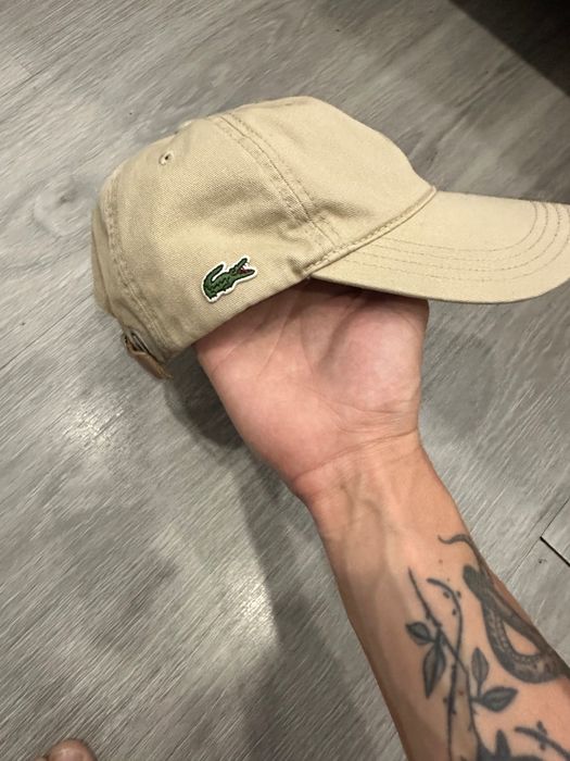 Boné/Chapéu Lacoste Bege