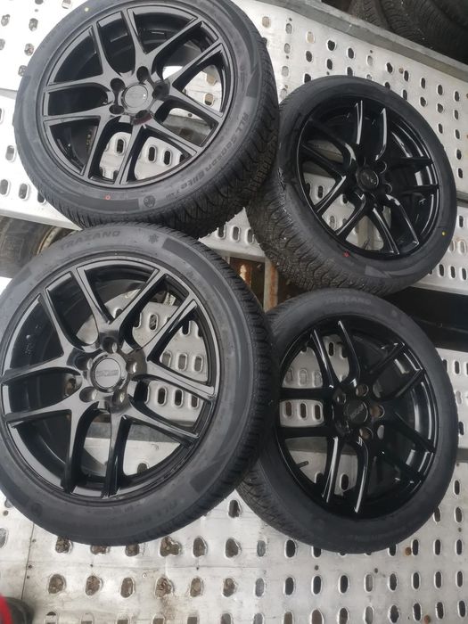 Alufelgi Felgi Aluminiowe Opel Insignia B Astra J 5x115 ET40 245/45 R18Otwór Centrujący 70,2mm