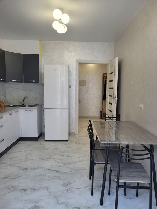 Здам 3 км.кв.вул.Коновальця.Новобудва.Здається вперше.Деталі телефоном