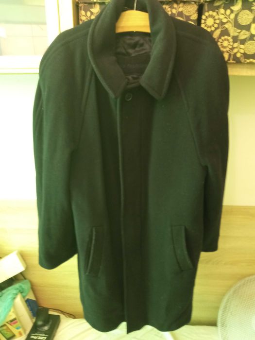 Czarny płaszcz Fine Fashion r 54 stan bdb kaszmir/wełna