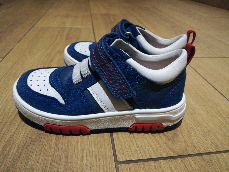 Buty elefanten 23