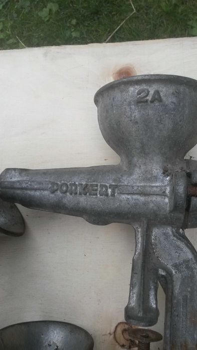 Starocie . Wykopki strychowe.