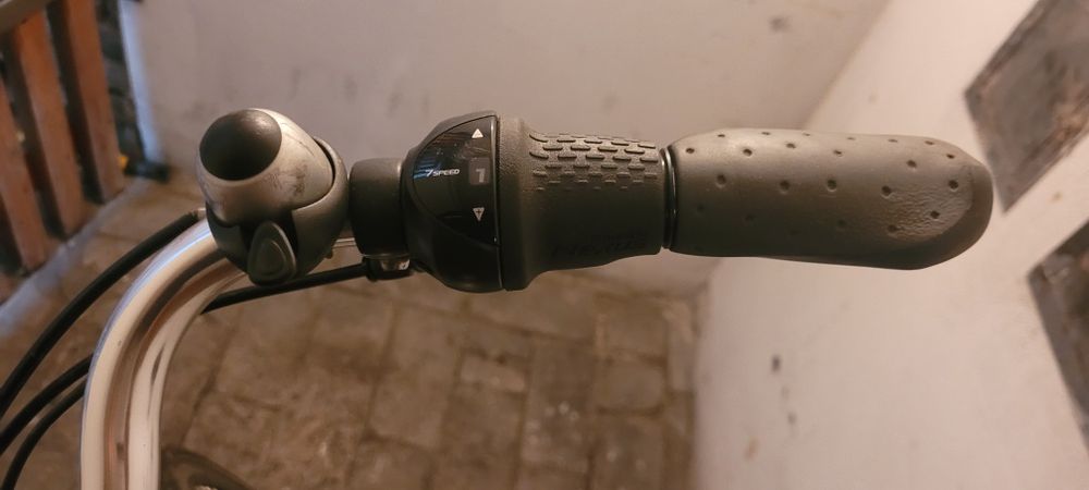 Rower elektryczny, miejski Adventure lithium.