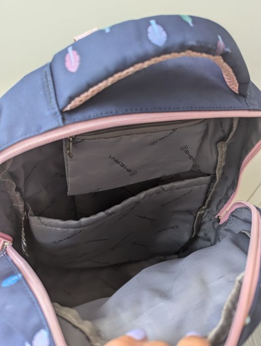 Mochila escolar com lancheira