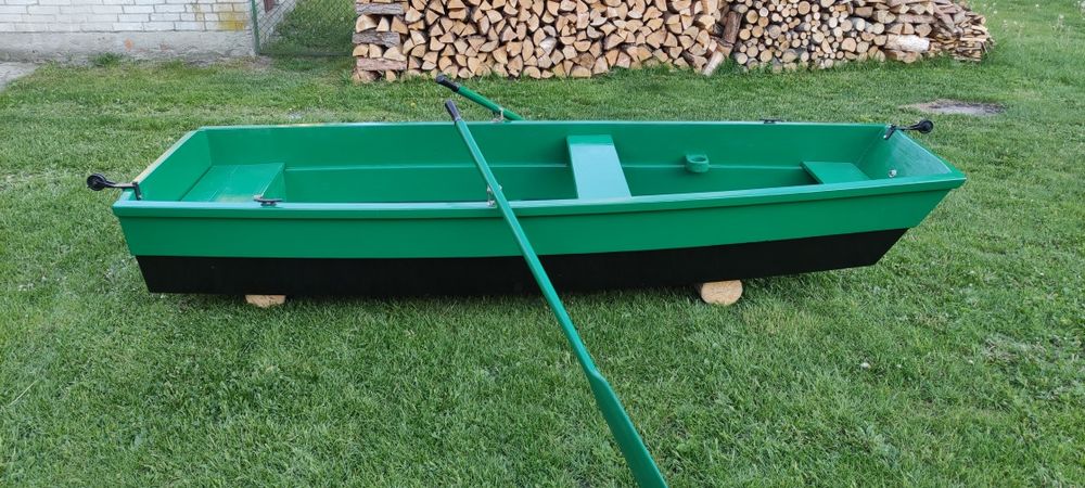 Łódź wiosłowa 3,10 m drewniana