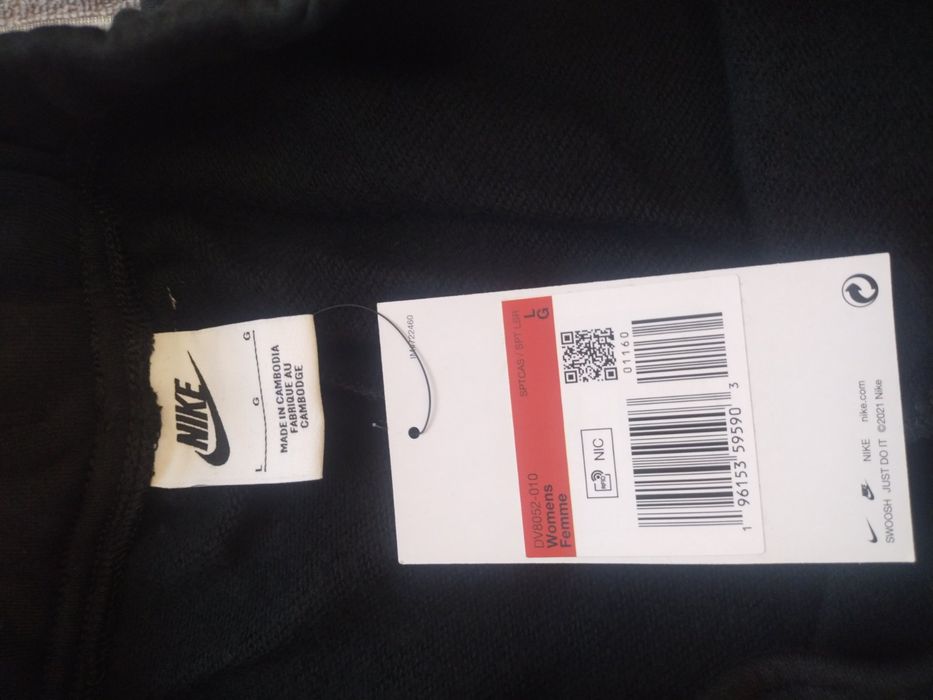 Продам брендові шорти