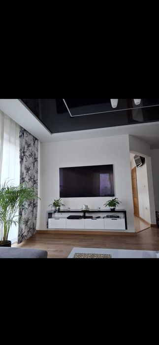 Wisząca szafka rtv