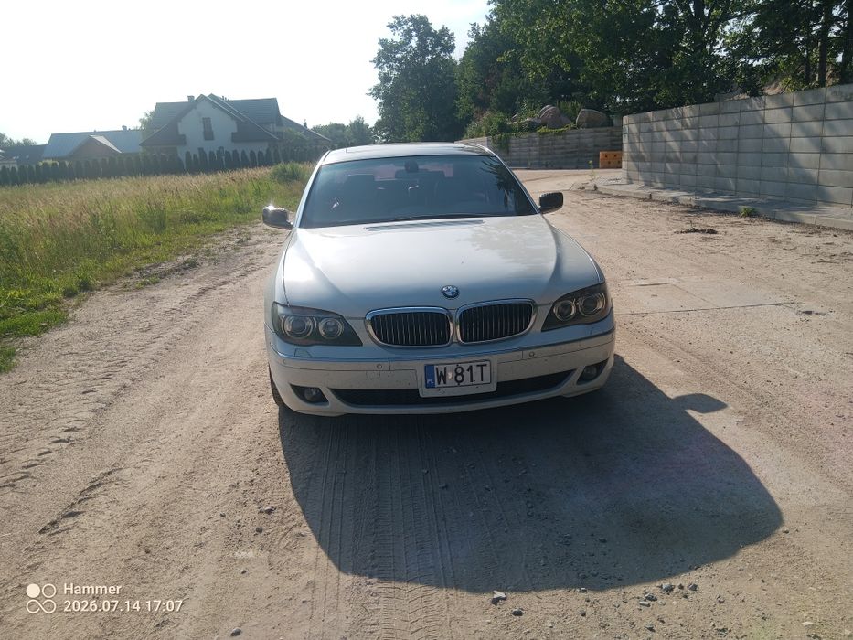 BMW 750 Long LPG benzyna