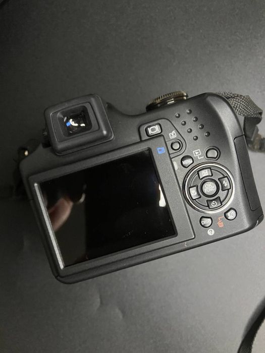 Цифрова камера Olympus SP590UZ