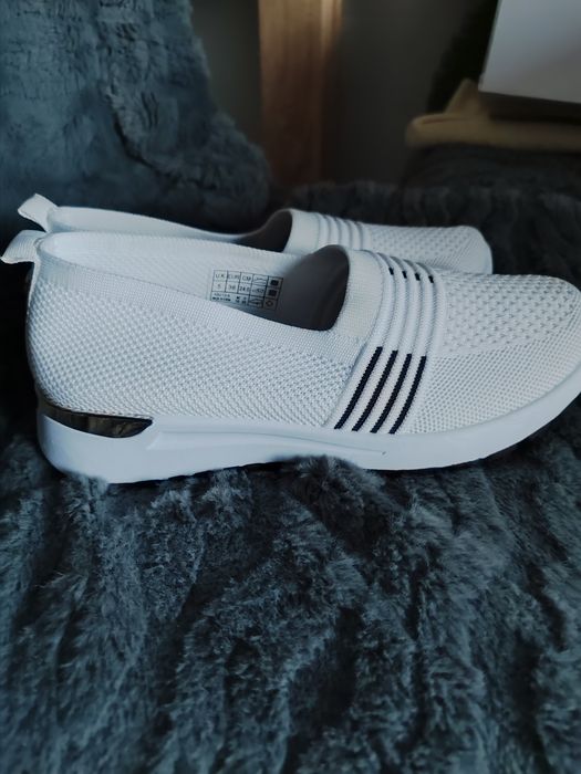 Sprzedam adidasy